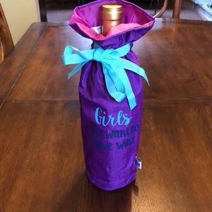 “Girls just want to have wine” fabric wine bottle gift bag - purple/pink - NWT